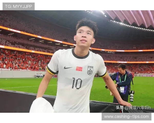 王钰栋换11号高迪再披9号战